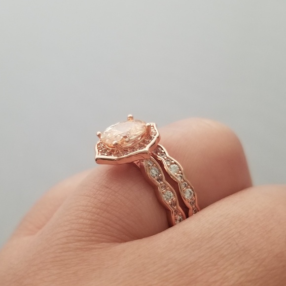 HOST PICK!!! 💗 Antique Style Rose Gold Ring Set - Picture 7 of 7